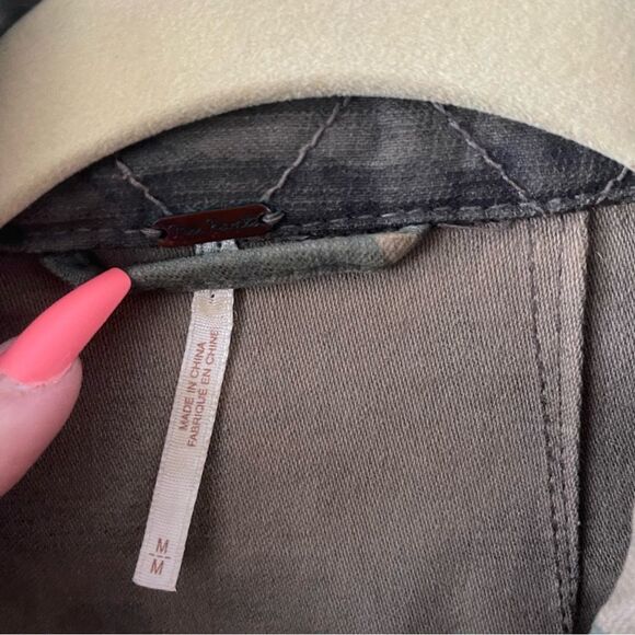 Free People Camouflage Coat Jacket Medium - Picture 8 of 9